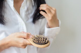 How to Treat Hair Fall: Guide to Managing Hair Fall